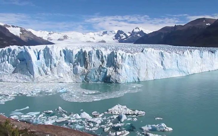 Un iceberg de 110km2 se desgaja del mayor baluarte de hielo del Ártico