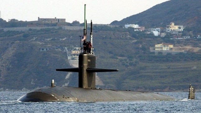 Ecologistas alertan de que el submarino de Gibraltar está armado de misiles y que tuvo "fugas radiactivas"