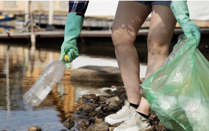 Desplastifícate: di NO a los plásticos de usar y tirar