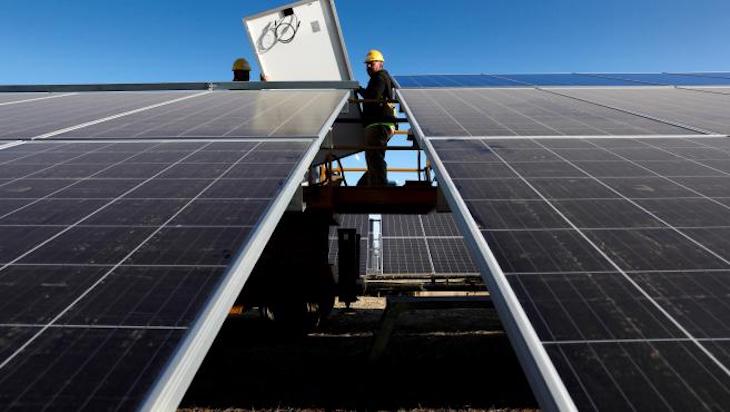 Iberdrola inicia la construcción de su primera planta fotovoltaica en Aragón de 50 MW de potencia