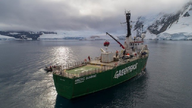 El rompehielos ‘Arctic Sunrise’ de Greenpeace llega a Bilbao para exigir la protección de los océanos