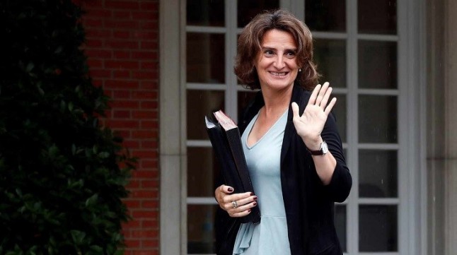 Descalificaciones gratuitas a la ministra para la Transición Energética