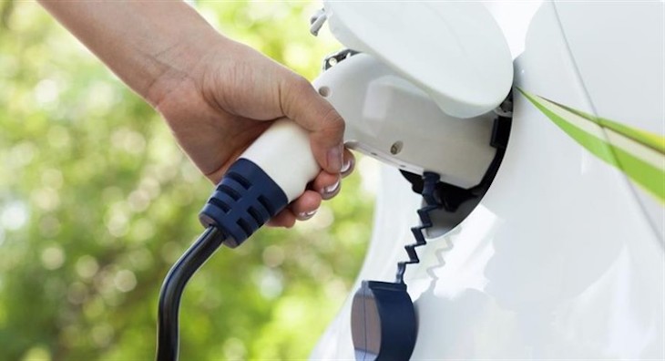 Mutua Madrileña apuesta híbridos y eléctricos