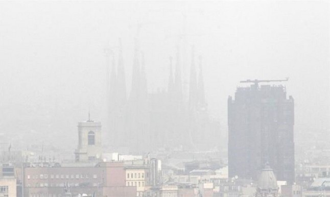 Barcelona se salva de momento de las multas europeas por la mala calidad del aire