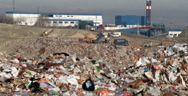 Polémica ante la idea de llevar a Valdemingómez hasta un 25% más de residuos procedentes de otros municipios