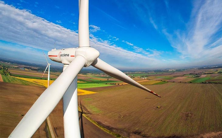Acciona ‘rompe moldes’ y se convierte en la mayor comercializadora de energía renovable