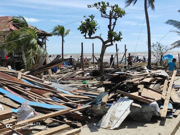 La tormenta Lota amenaza a millones de centroamericanos ya devastados por el huracán Eta