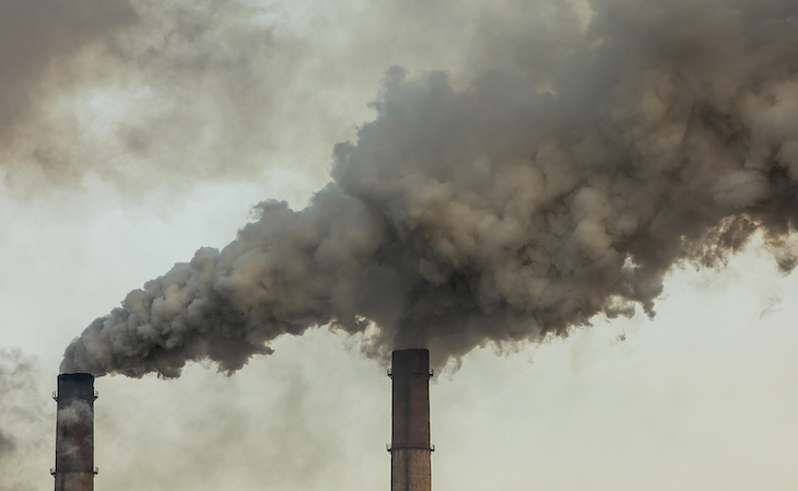 Mil barceloneses muren cada año por contaminación