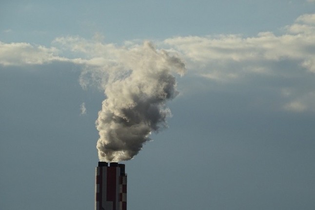 La fábrica de carbón de coque de Trubia niega emisiones denunciadas por los ecologistas