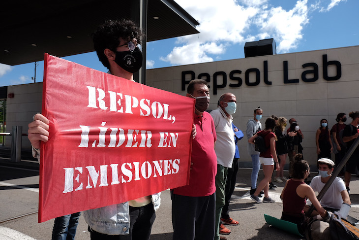 Ultima hora: ‘Rebelión por el Clima plantea cuatro demandas muy claras a REPSOLl’
