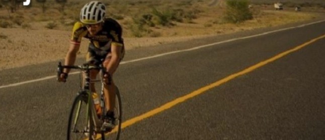 De Alaska a la Patagonia en bicicleta para clamar por la lucha contra el cambio climático