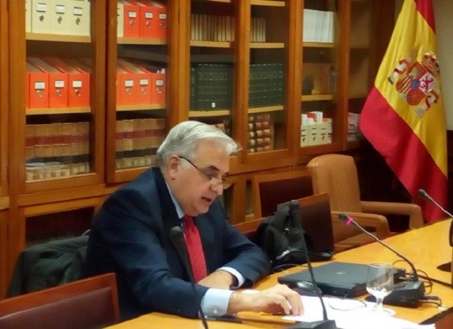 Cerrar todas las centrales nucleares antes del año 2024