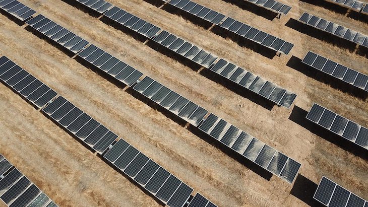 La construcción de las plantas fotovoltaicas de Endesa en Málaga emplea tecnología innovadora