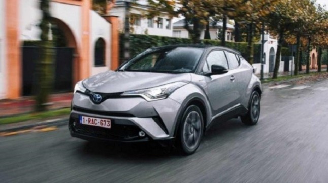 Toyota se sale con la venta de coches híbridos