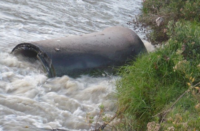 La Confederación Hidrográfica del Cantábrico sanciona al Ayuntamiento de Aller por vertidos continuados al río en Felechosa