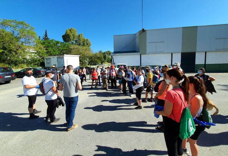Guerra contra el plástico en el río Hozgarganta
