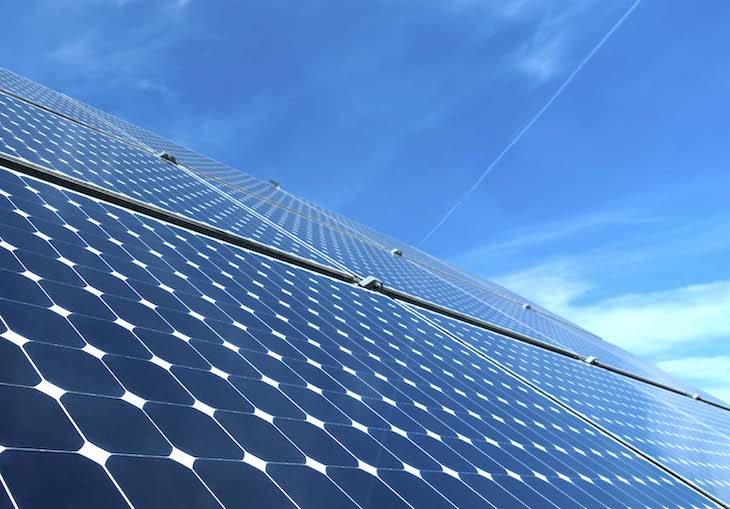 La energía solar ‘arrasa’