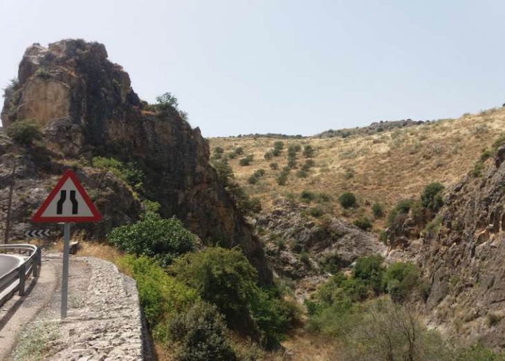Presentadas alegaciones a la Autorización Ambiental Unificada para la variante de Las Angosturas