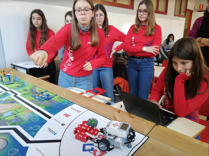 Fundación Naturgy impulsa el talento femenino en la FIRST LEGO League