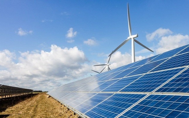 Los recortes a las energías renovables en España fueron letales