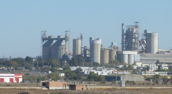 Alcalá de Guadaira. Último informe de contaminación a la atmósfera por la cementera Portland Valderrivas
