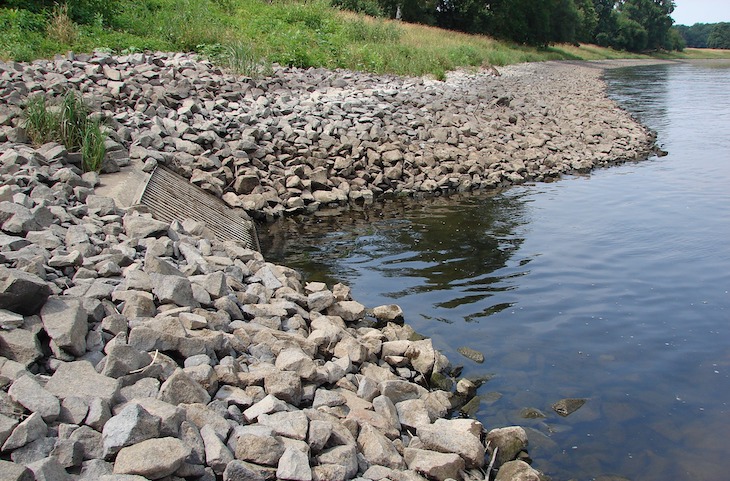 Residuos. El análisis de las bacterias de las aguas residuales ayuda a predecir la propagación del Coronavirus-19