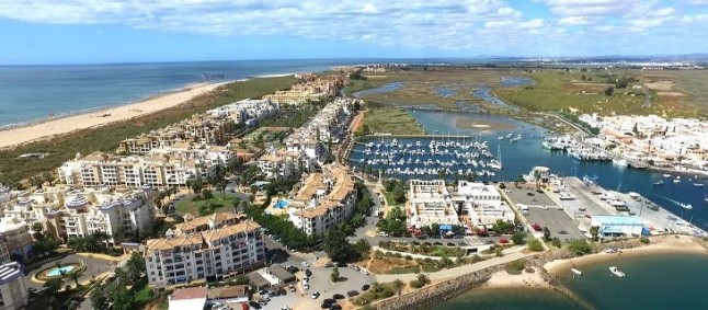 Ecologistas evaluarán cientos de kilómetros del litoral andaluz