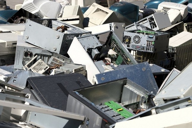 Cinco chicas adolescentes de la India diseñan una app para acabar con los desechos electrónicos