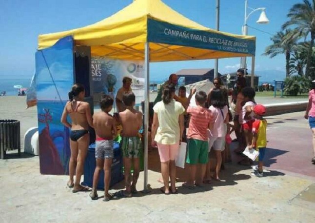 Málaga fomentará el reciclaje de envases en sus playas