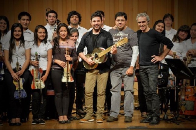 La Gran Orquesta de Instrumentos Reciclados de Cateura nos obsequiará una acojedora bienvenida al Año Nuevo con su tradicional concierto solidario