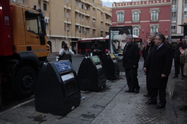 Sevilla mejorará los contenedores soterrados de Pumarejo