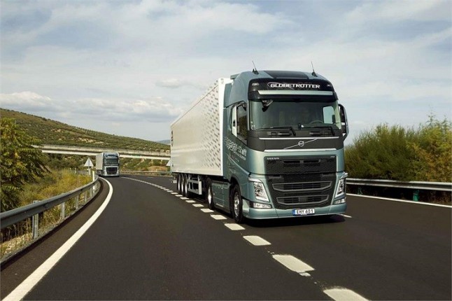 Europa impondrá un recorte de las emisiones de camiones