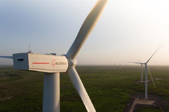 Acciona no ve "atractivo" invertir en energías renovables en España