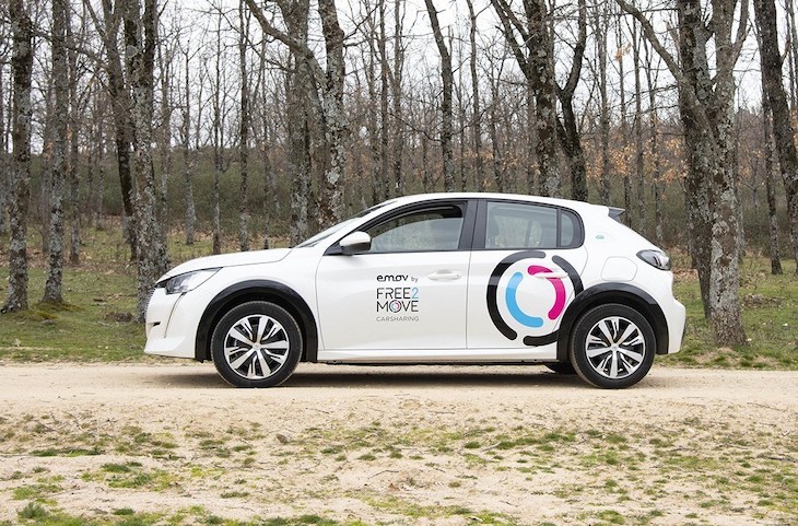 Free2Move amplía su servicio de coche compartido con el Peugeot 208 eléctrico