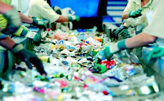 La Comunidad de Madrid presenta la Estrategia de Residuos 2017-2024