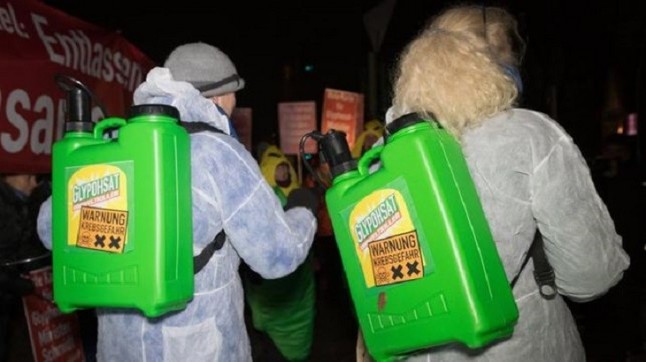 Equo exige que en España se fije un criterio sobre el herbicida glifosato y sus riesgos