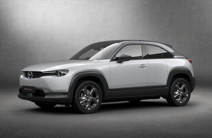 Mazda en España ‘pisa fuerte’ con sus eléctricos