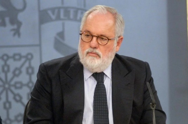 Europa apremia a España a presentar su Plan Nacional de Energía y Clima antes de acabar enero