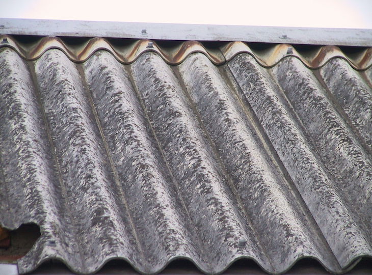 Urge un censo de edificios con amianto