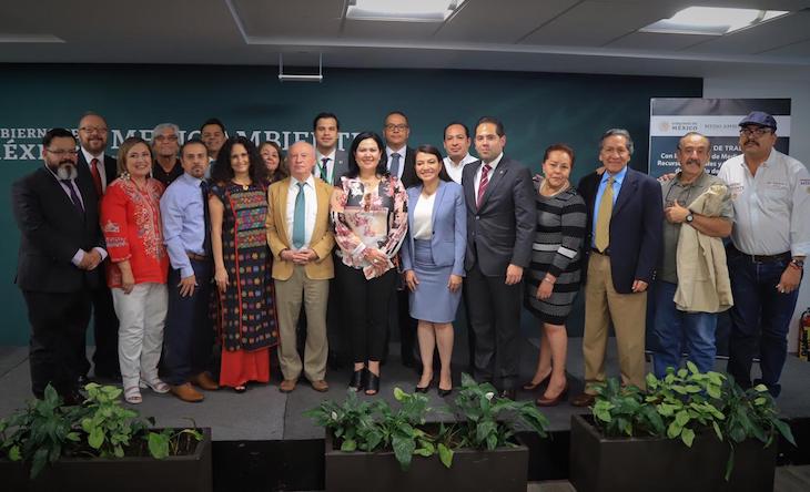 México. Víctor M. Toledo informó a senadores el estado que guardan los temas ambientales del país Secretaría de Medio Ambiente y Recursos Naturales