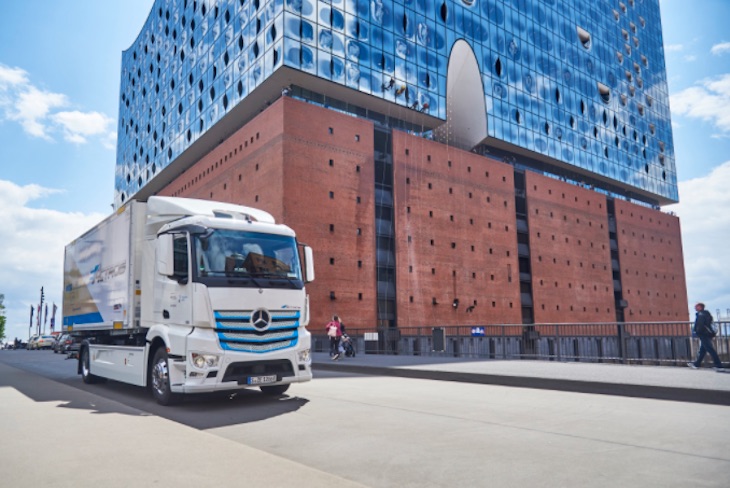 Mercedes-Benz prueba en Países Bajos y Bélgica su camión eléctrico eActros