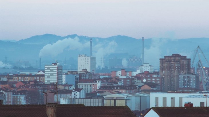 Gijón alcanza durante el confinamiento el ser concejo contaminado otro año más