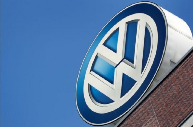 Volkswagen y la cadena de supermercados Walmart ampliarán su red de estaciones de carga para eléctricos
