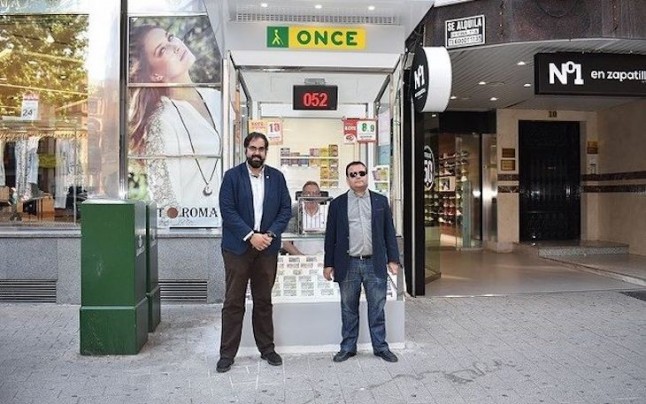 La ONCE apuesta por quioscos más ecológicos