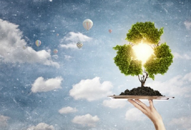 Carmena apuesta por la "imaginación" para que Madrid se diferencie por su innovación tecnológica y la economía circular