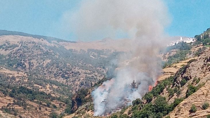 Activado el nivel 1 de Emergencias en el incendio de Bubión