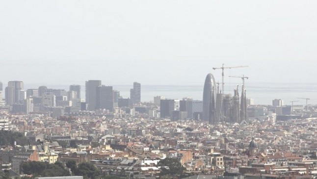 Desactivado el episodio de contaminación por partículas en suspensión en el aire en Barcelona