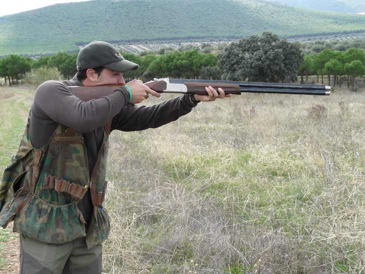 El sector de  los cazadores se ríe de toda España