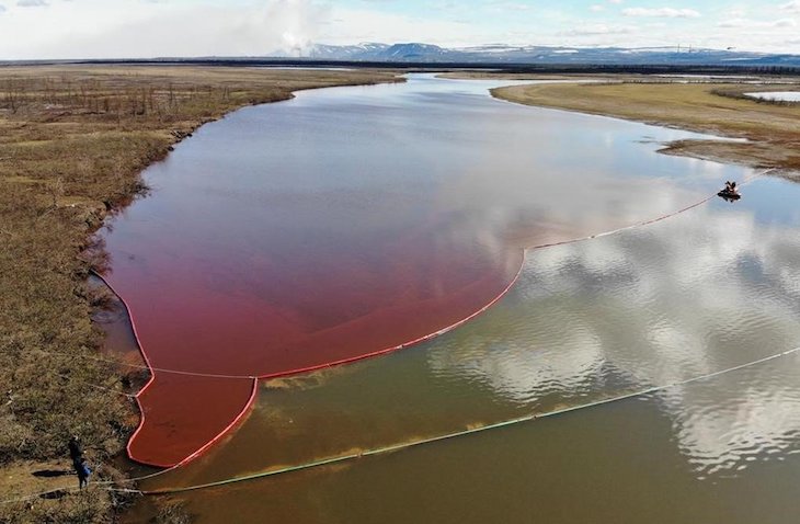 Vertido de crudo en el norte de Rusia