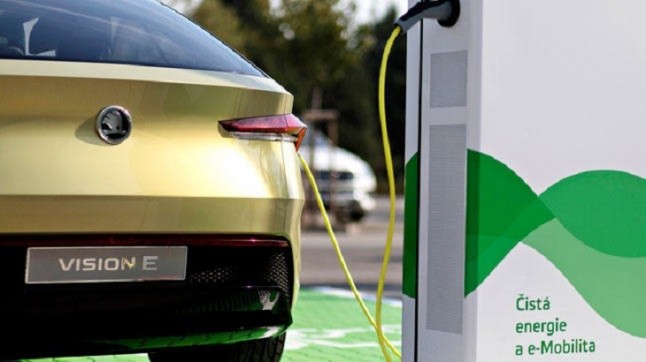 Skoda presenta el Superb híbrido enchufable y el Citigo eléctrico